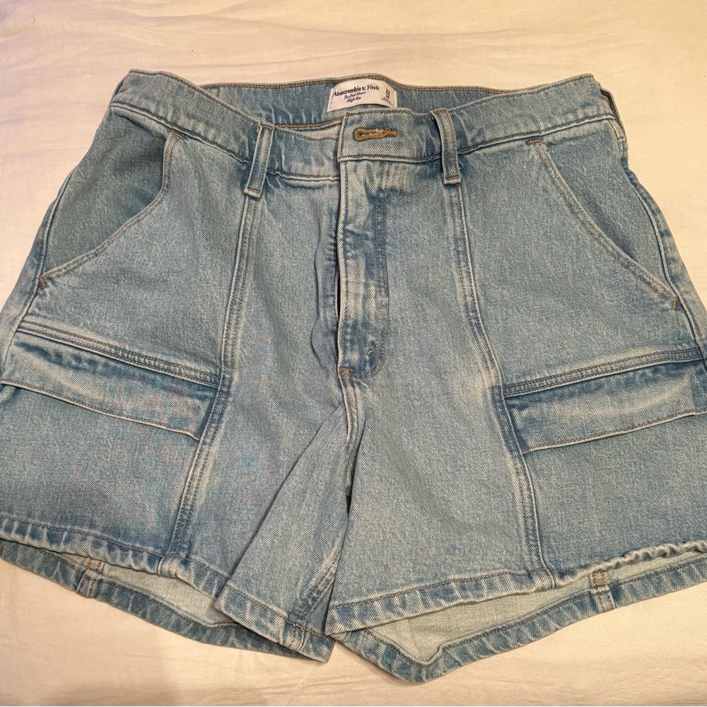 Abercrombie & Fitch Light Wash Jean Shorts